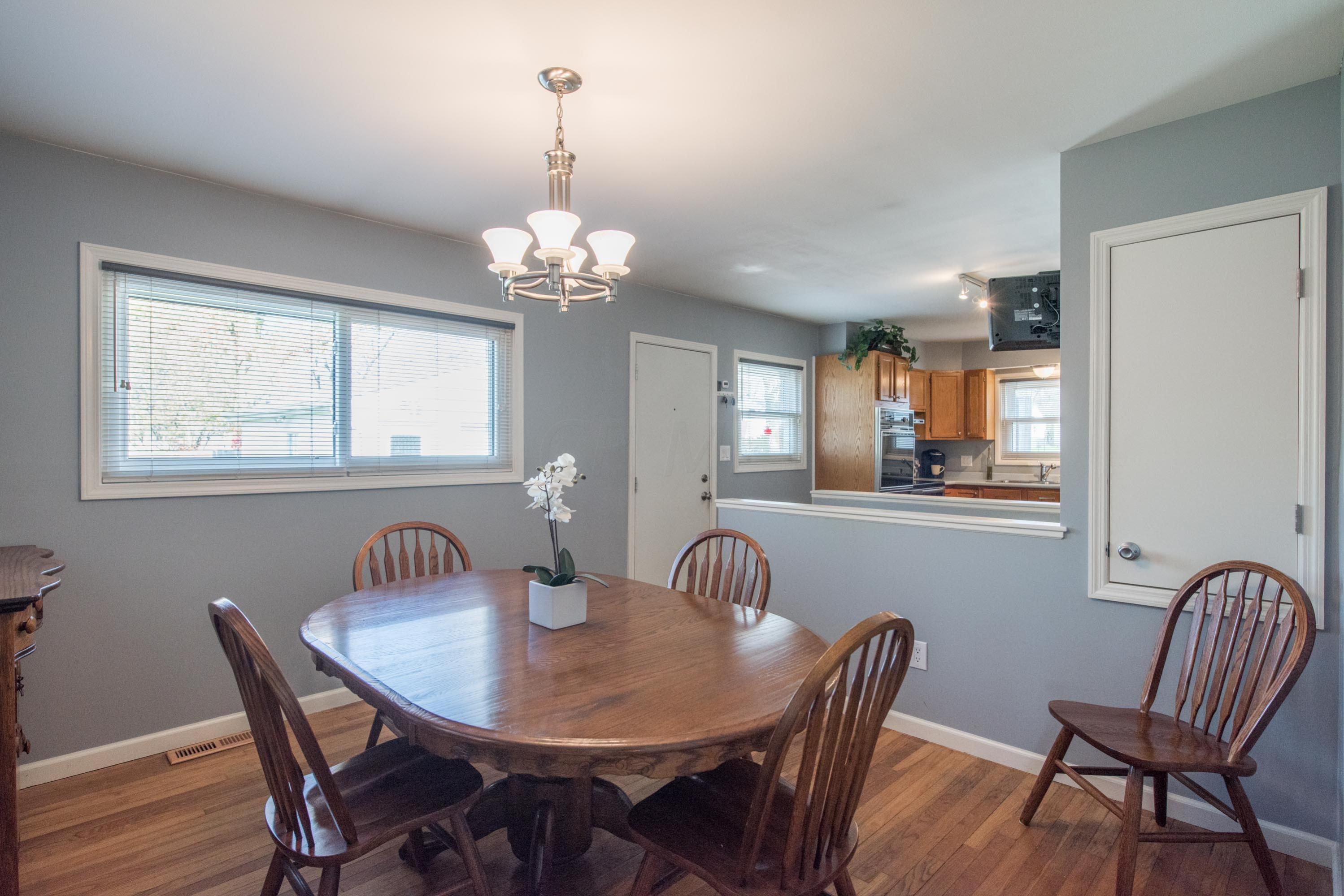 2778 Nottingham Road Columbus, OH 43221 - Photo 10 of 25