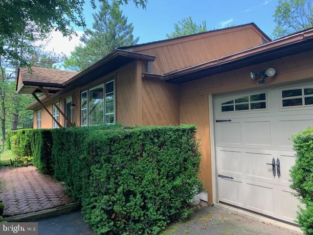 2046 Ziegler Road Pennsburg, PA 18073 - Photo 1 of 34 Western Cedar and Brick exterior