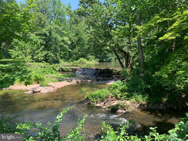 2046 Ziegler Road Pennsburg, PA 18073 - Photo 6 of 34 Unami Creek
