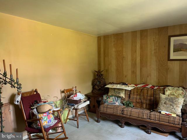 2046 Ziegler Road Pennsburg, PA 18073 - Photo 8 of 34 Living room