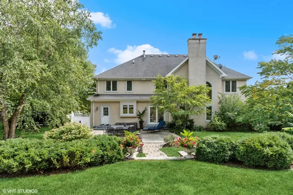 $6,500 | 8840 Royal Drive, Burr Ridge, IL 60527