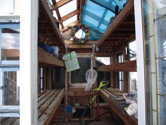 a view of a bench in a field