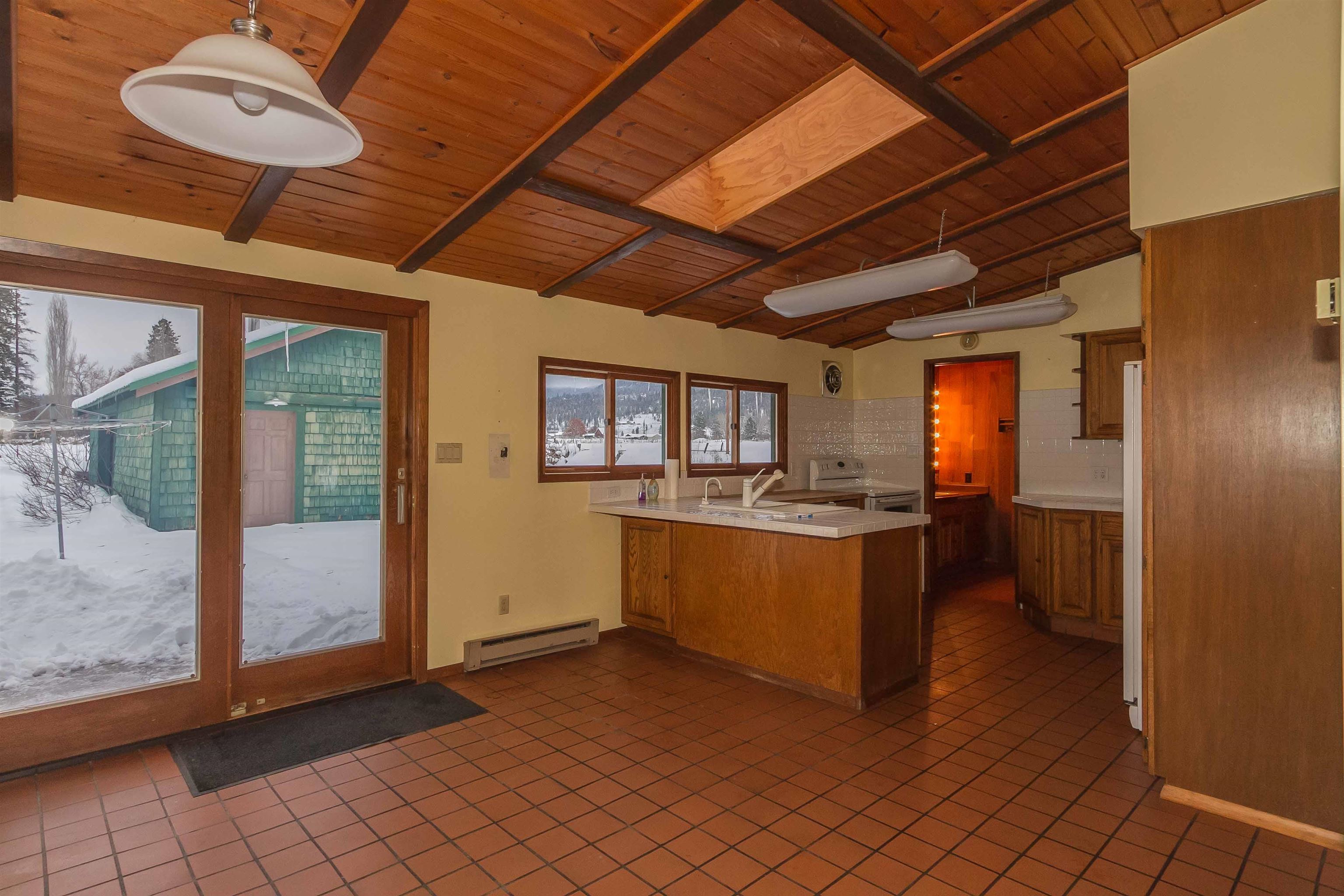 2239 Spence Road Chewelah, WA 99109 - Photo 16 of 50