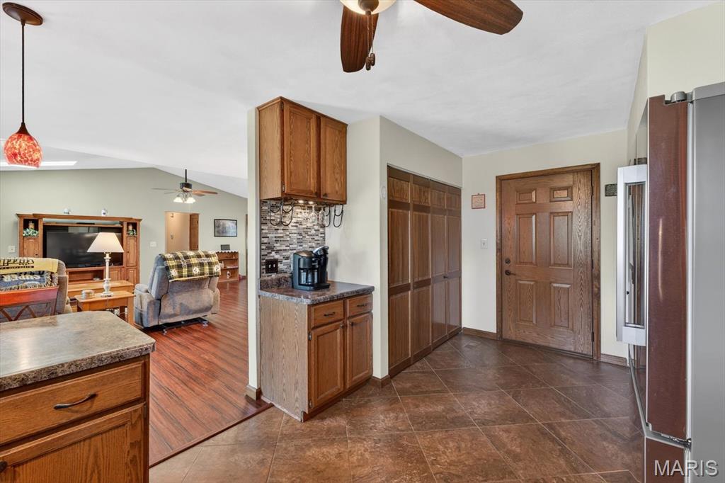 104 Meadowbruck Lane Shiloh, IL 62221 - Photo 17 of 39
