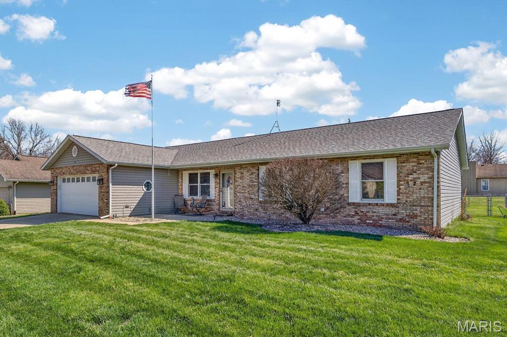 104 Meadowbruck Lane Shiloh, IL 62221 - Photo 2 of 39