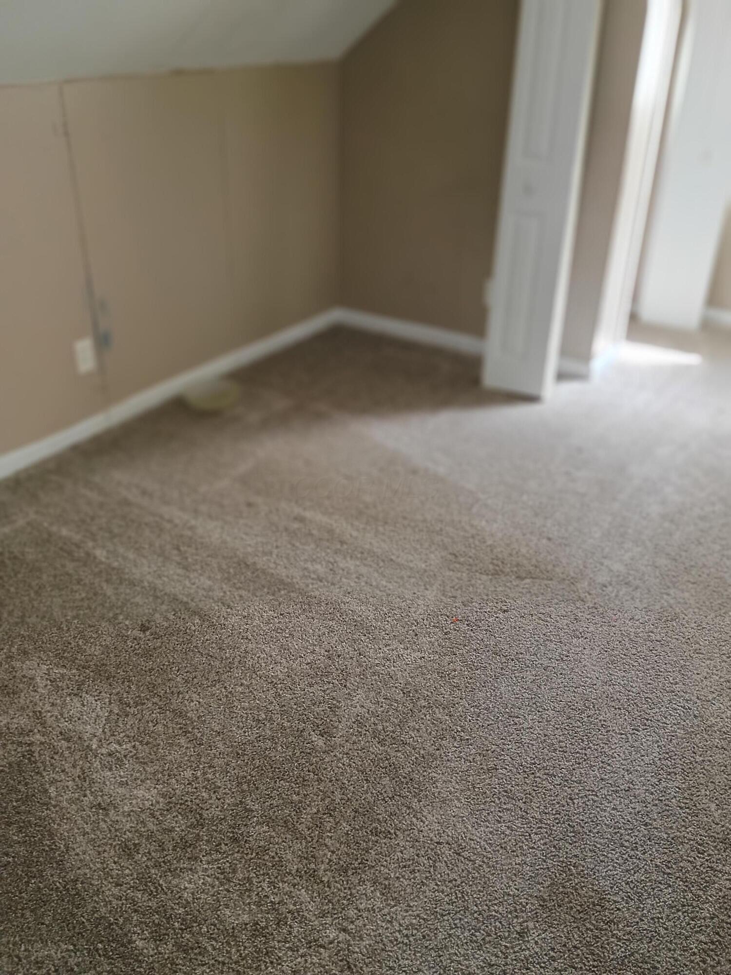 806 South Hampton Road Columbus, OH 43227 - Photo 8 of 13 walkthrough-photo-12 (1)