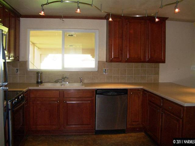 705 Winchester Drive Reno, NV 89506 - Photo 3 of 13 Photo 3