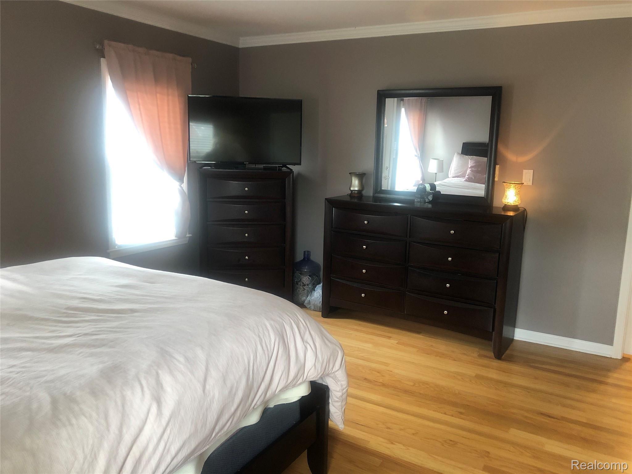 15759 Champaign Road Allen Park, MI 48101 - Photo 28 of 44 C34361D2-3808-478D-85F2-DB5A3C055DA2.jpeg