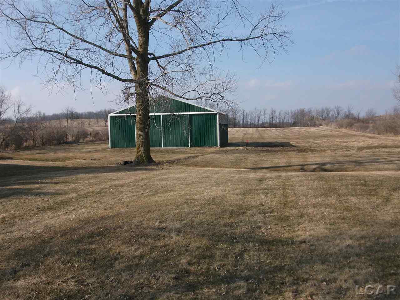 13734 Allen Road Clinton, MI 49236 - Photo 24 of 28 31234815-23.JPG