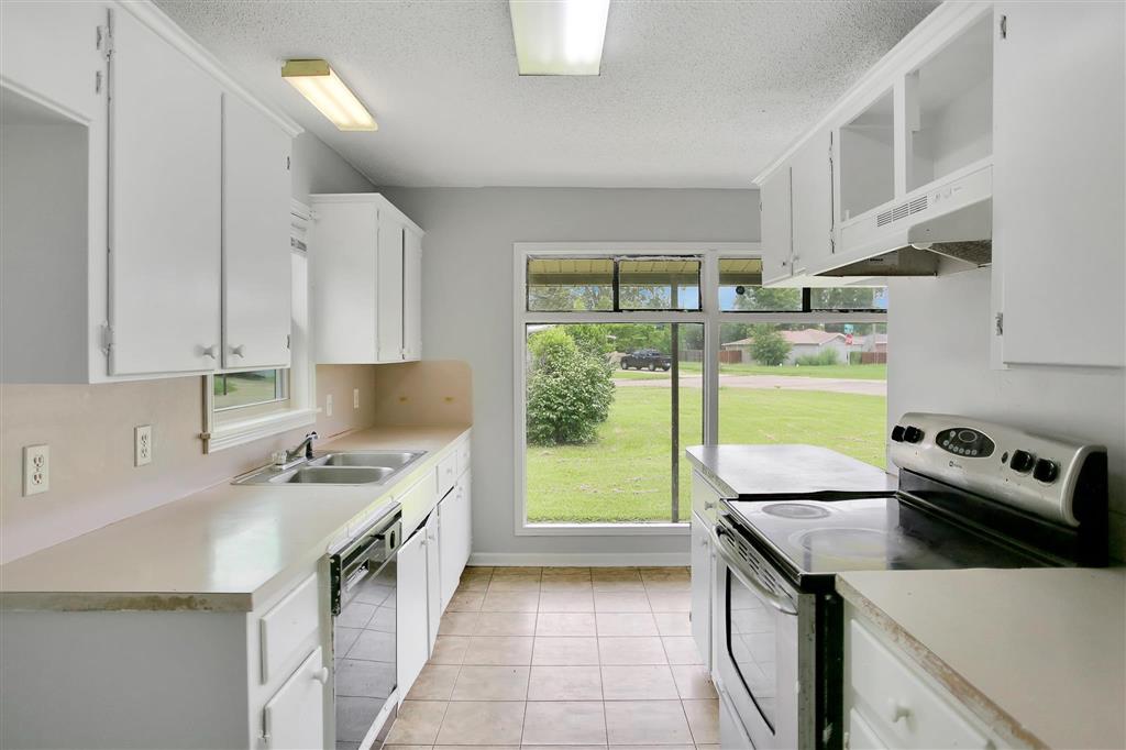 3700 Ohio Street Lake Charles, LA 70607 - Photo 4 of 15