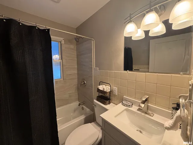 $159,900 | 2052 North 20th Street, Springfield, IL 62702