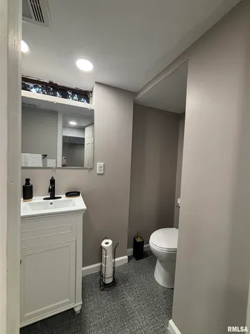 $159,900 | 2052 North 20th Street, Springfield, IL 62702