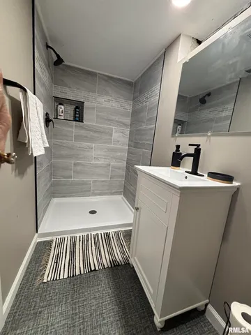 $159,900 | 2052 North 20th Street, Springfield, IL 62702