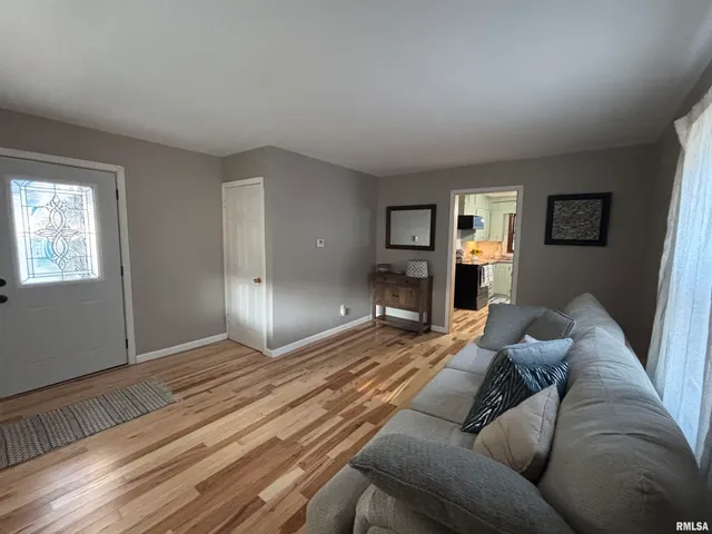 $159,900 | 2052 North 20th Street, Springfield, IL 62702