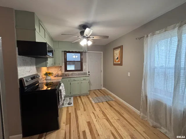 $159,900 | 2052 North 20th Street, Springfield, IL 62702