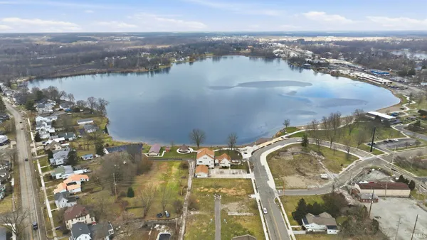 $765,000 | 347 North Buffalo Street, Warsaw, IN 46580