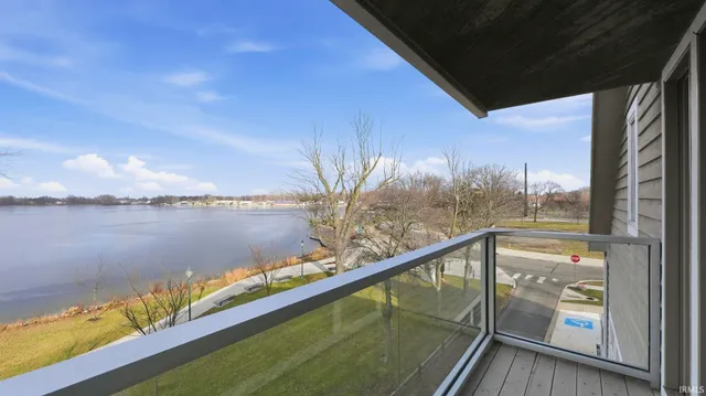 $790,000 | 347 North Buffalo Street, Warsaw, IN 46580