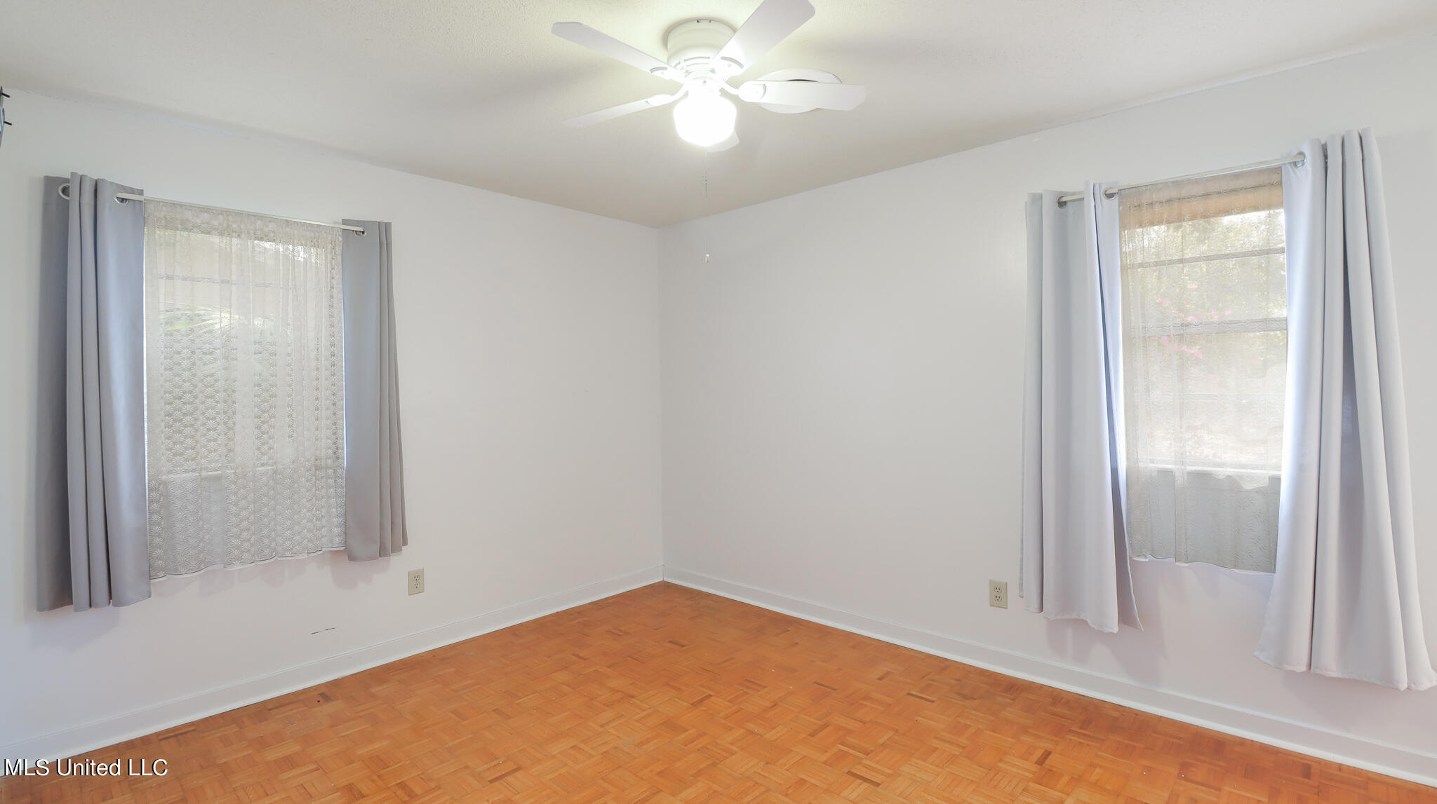 2233 Old Popp's Ferry Road Biloxi, MS 39532 - Photo 10 of 20 Master