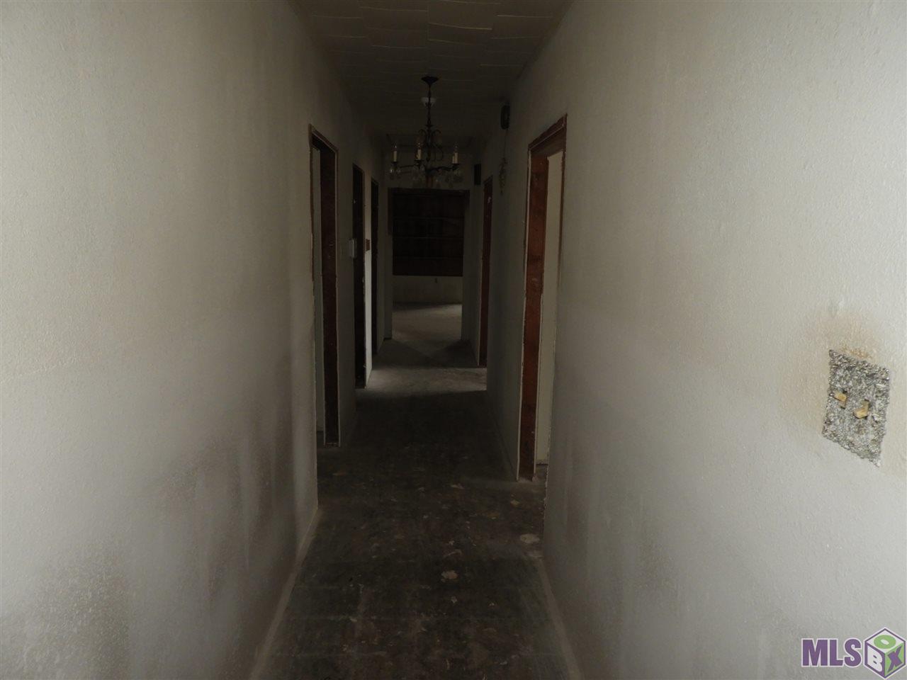 6346 Winbourne Avenue Baton Rouge, LA 70805 - Photo 3 of 10 Gallery Image 3