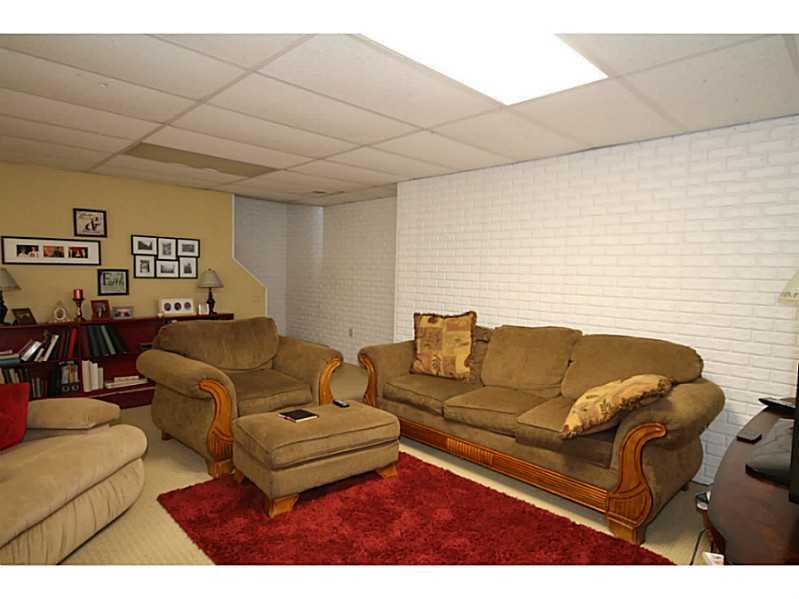 4425 River Road Columbus, IN 47203 - Photo 19 of 21