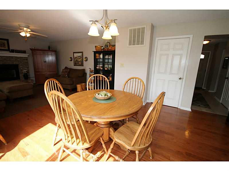 4425 River Road Columbus, IN 47203 - Photo 7 of 21