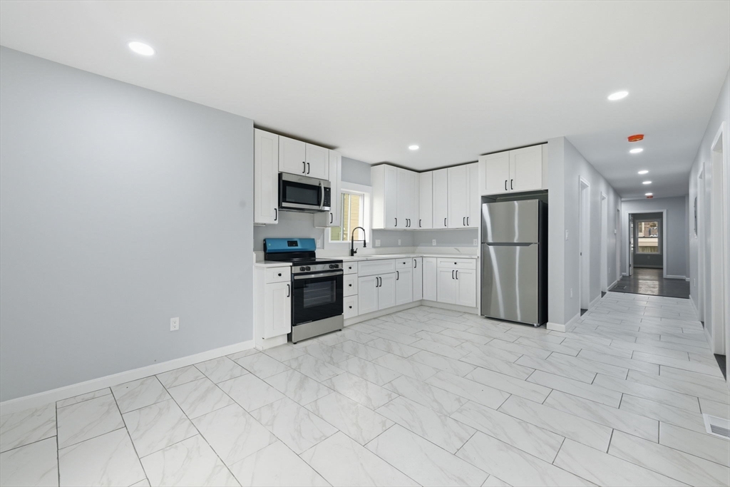 14 Cutler Street Worcester, MA 01604 - Photo 18 of 30