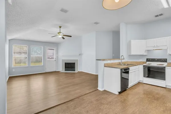 $1,750 | 1111 Cumberland Drive, Forney, TX 75126