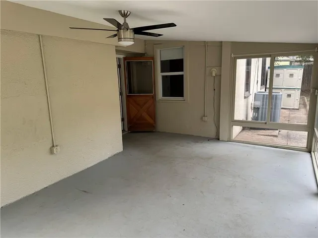 $199,900 | 1305 Lawrence Avenue, Leavenworth, KS 66048