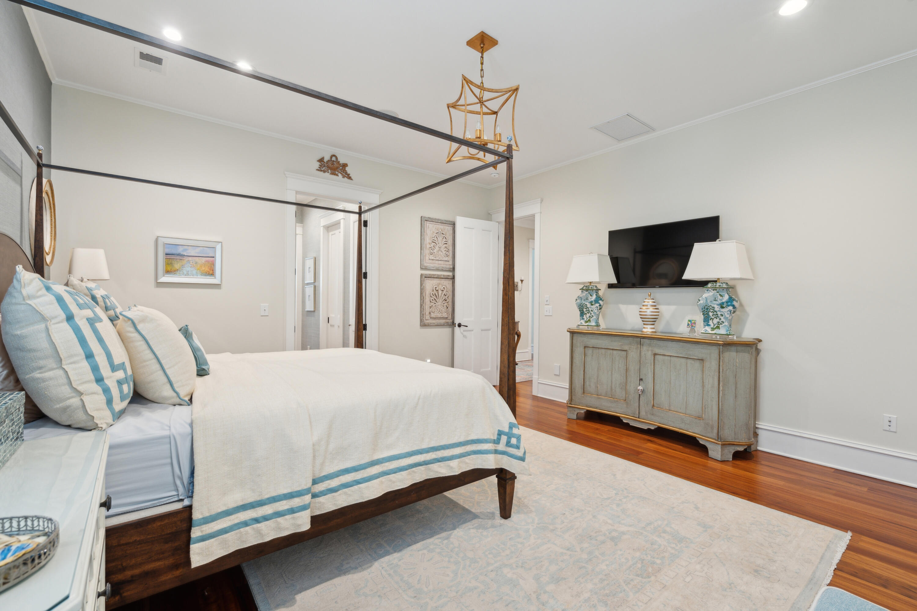 28 Robert Mills Circle Mount Pleasant, SC 29464 - Photo 21 of 45 28RobertMillsCir-KeenEyeMarketing-038