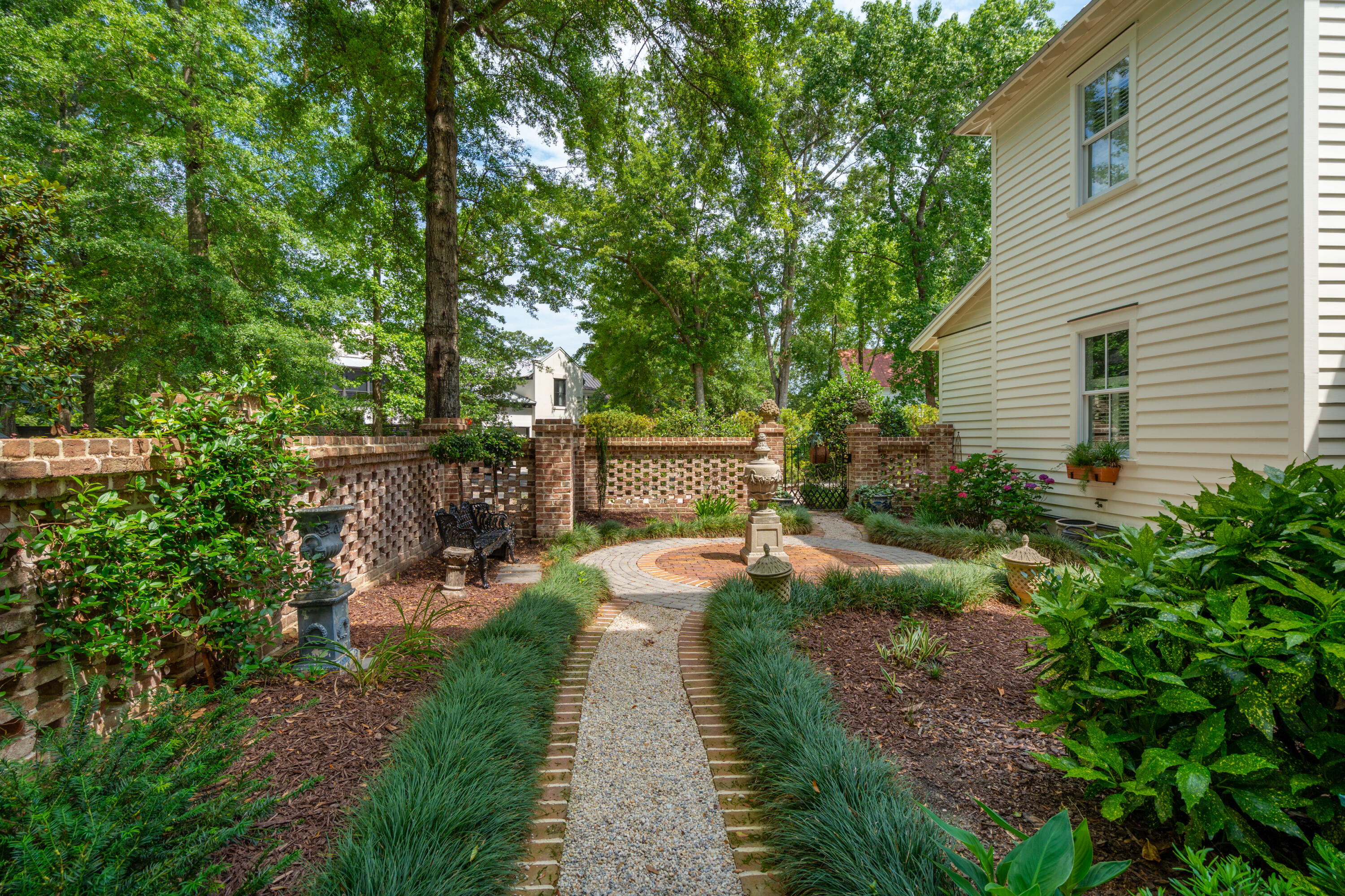 28 Robert Mills Circle Mount Pleasant, SC 29464 - Photo 41 of 45 28RobertMillsCir-KeenEyeMarketing-066