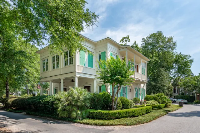 $2,999,000 | 28 Robert Mills Circle, Mount Pleasant, SC 29464
