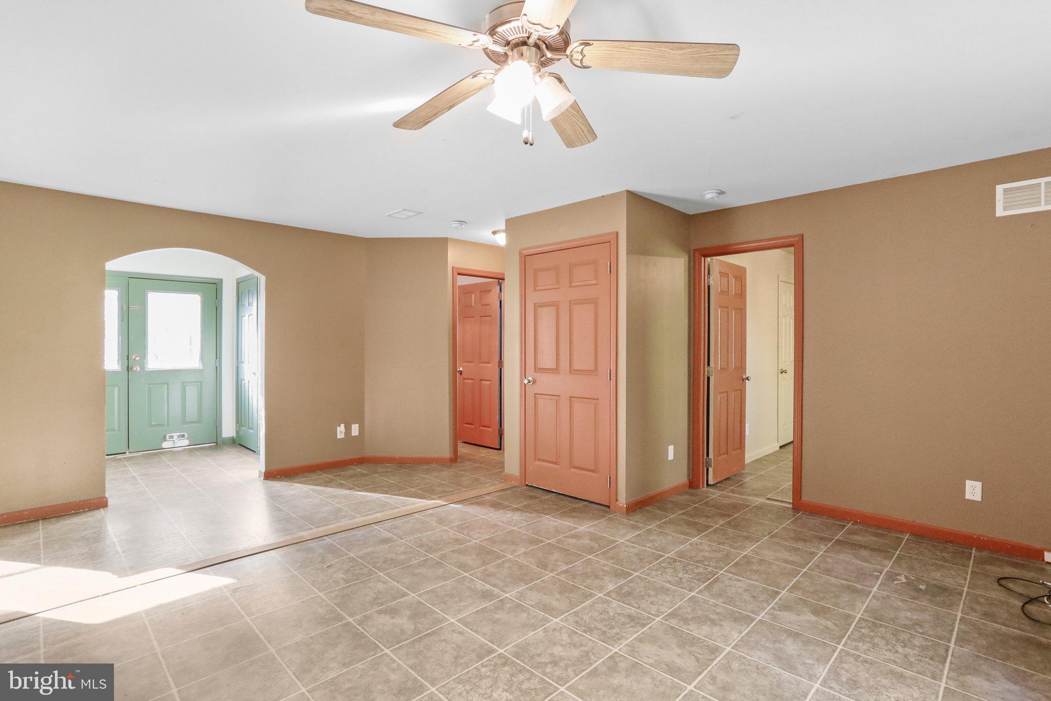 4995 Wright Road Fayetteville, PA 17222 - Photo 2 of 37 Living Room from Foyer