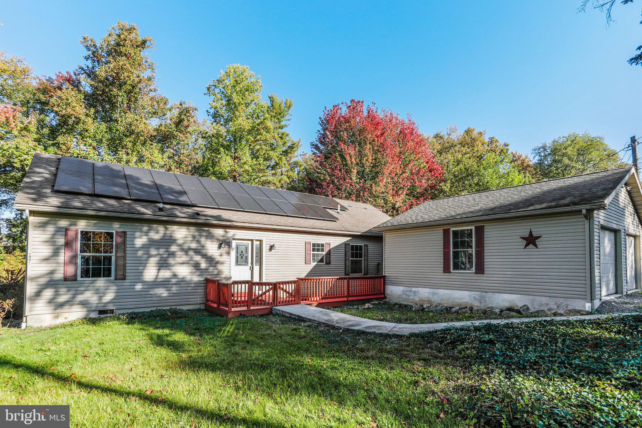 4995 Wright Road Fayetteville, PA 17222 - Photo 35 of 37 Front View