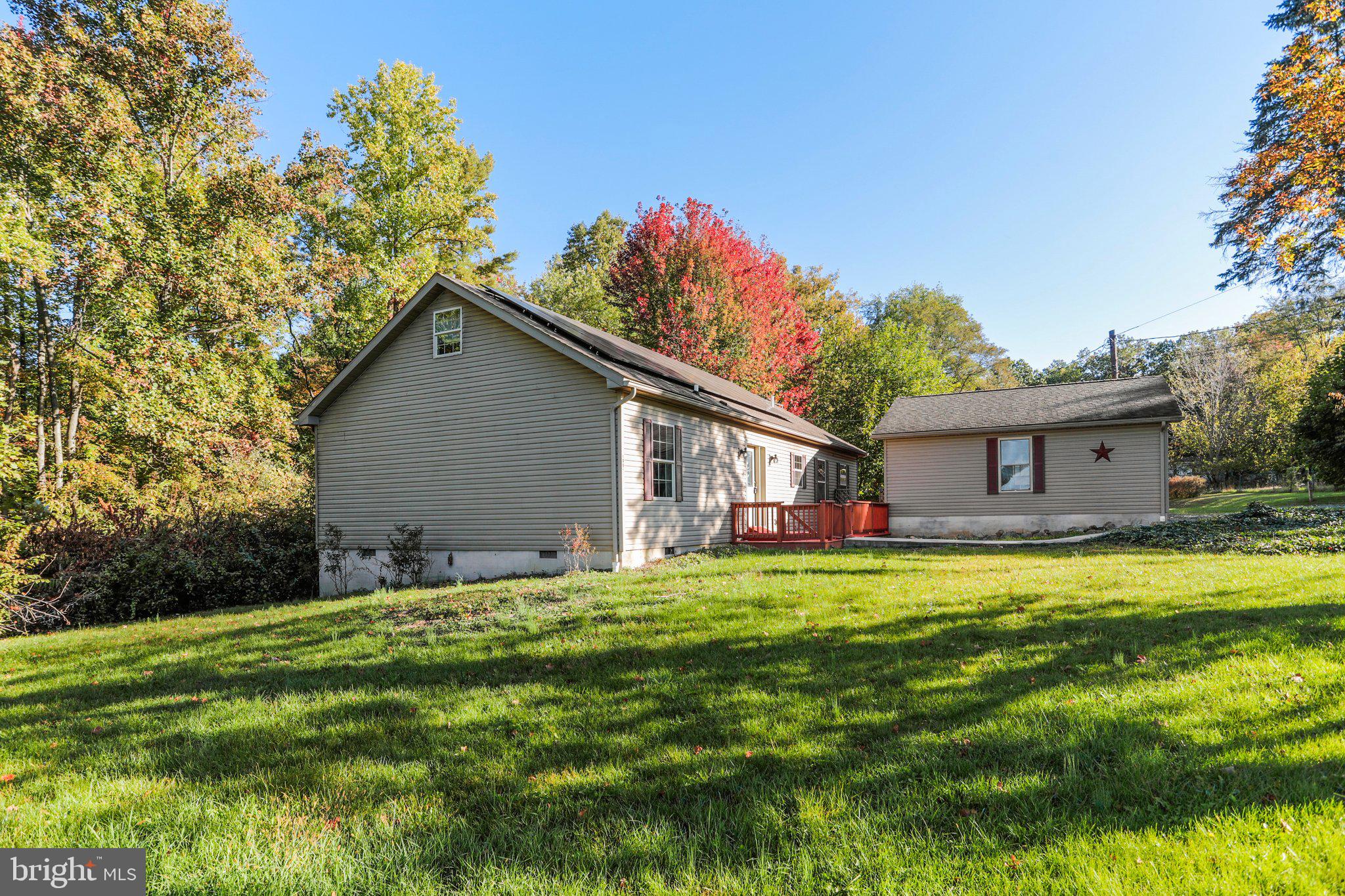 4995 Wright Road Fayetteville, PA 17222 - Photo 36 of 37 Side View