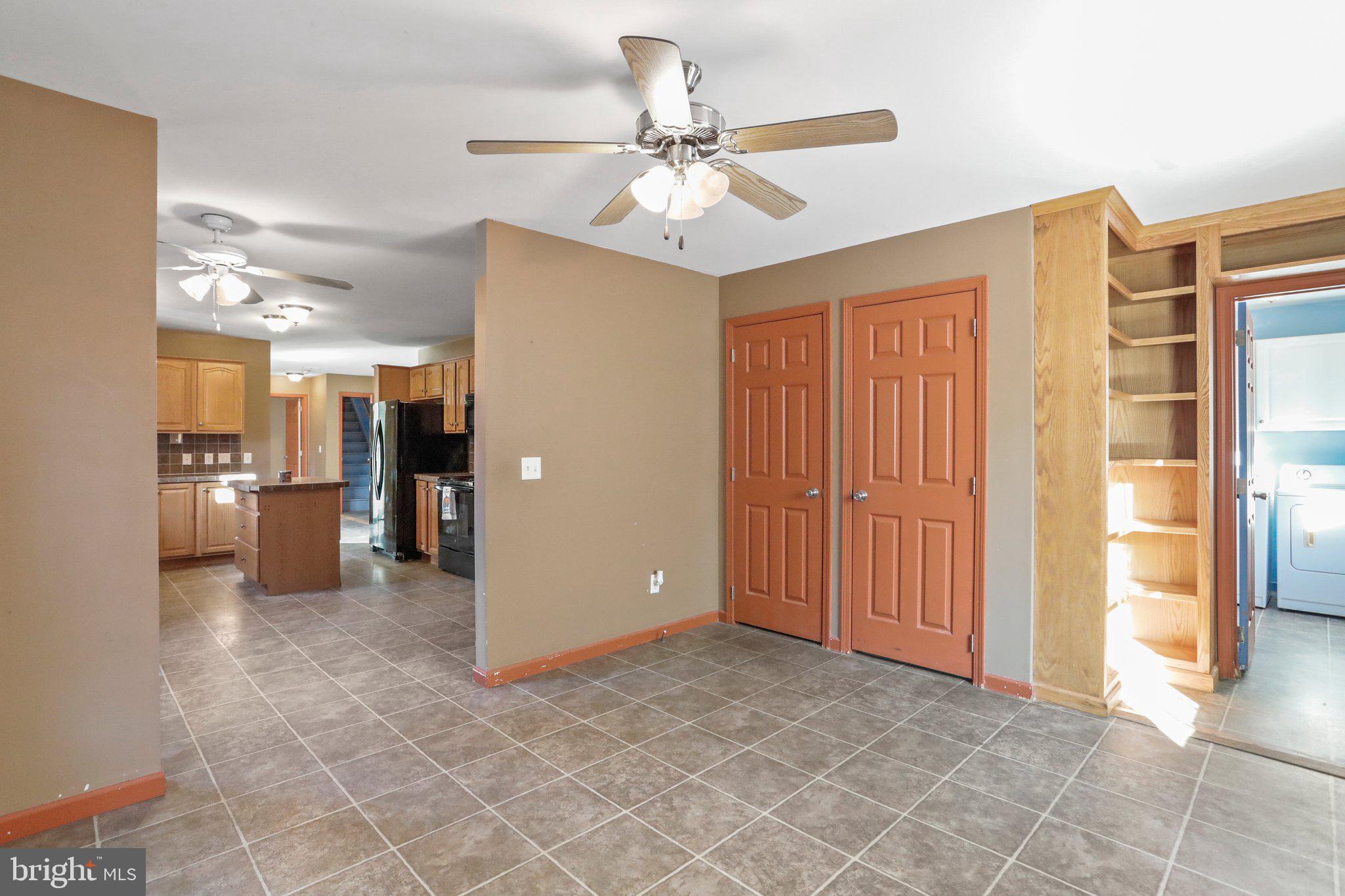 4995 Wright Road Fayetteville, PA 17222 - Photo 10 of 37 Family Room with built ins