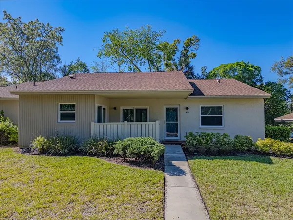 $425,000 | 600 South Woodlands Drive, Oldsmar, FL 34677