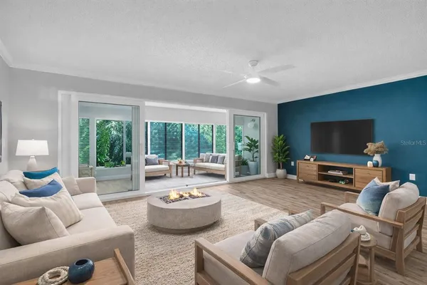 $409,999 | 600 South Woodlands Drive, Oldsmar, FL 34677