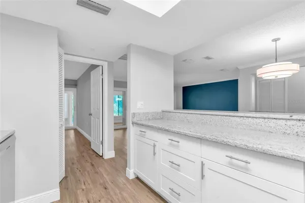 $409,999 | 600 South Woodlands Drive, Oldsmar, FL 34677