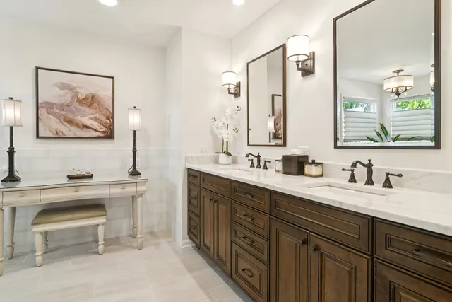 $979,000 | 2123 Jordan Terrace, Buffalo Grove, IL 60089