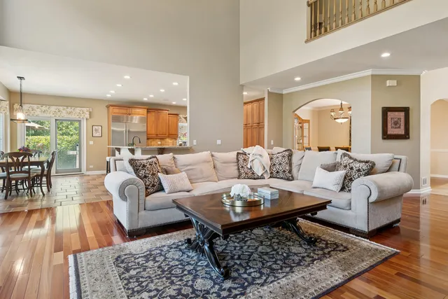 $979,000 | 2123 Jordan Terrace, Buffalo Grove, IL 60089