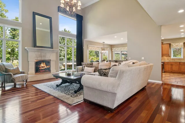 $979,000 | 2123 Jordan Terrace, Buffalo Grove, IL 60089