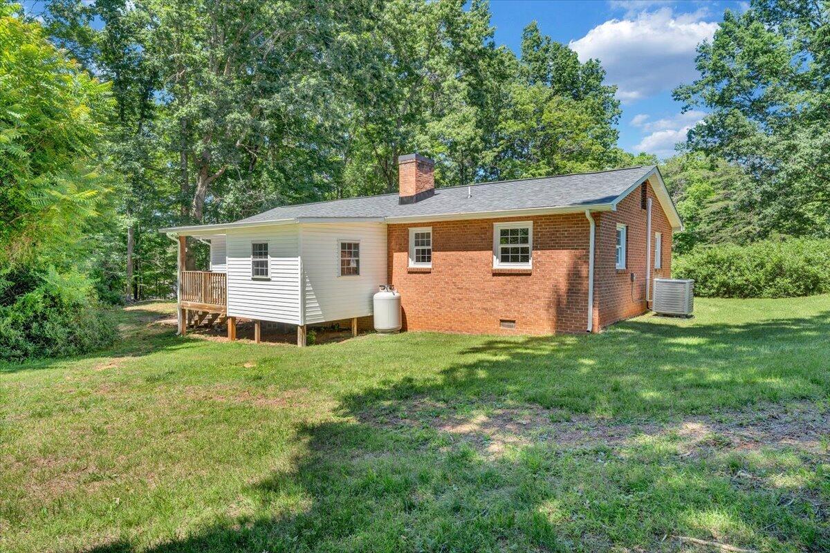 4883 Edwardsville Road Hardy, VA 24101 - Photo 30 of 53 12-MIB09564