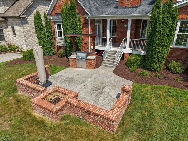 $819,000 | 4329 Griffins Gate Lane, Greensboro, NC 27407