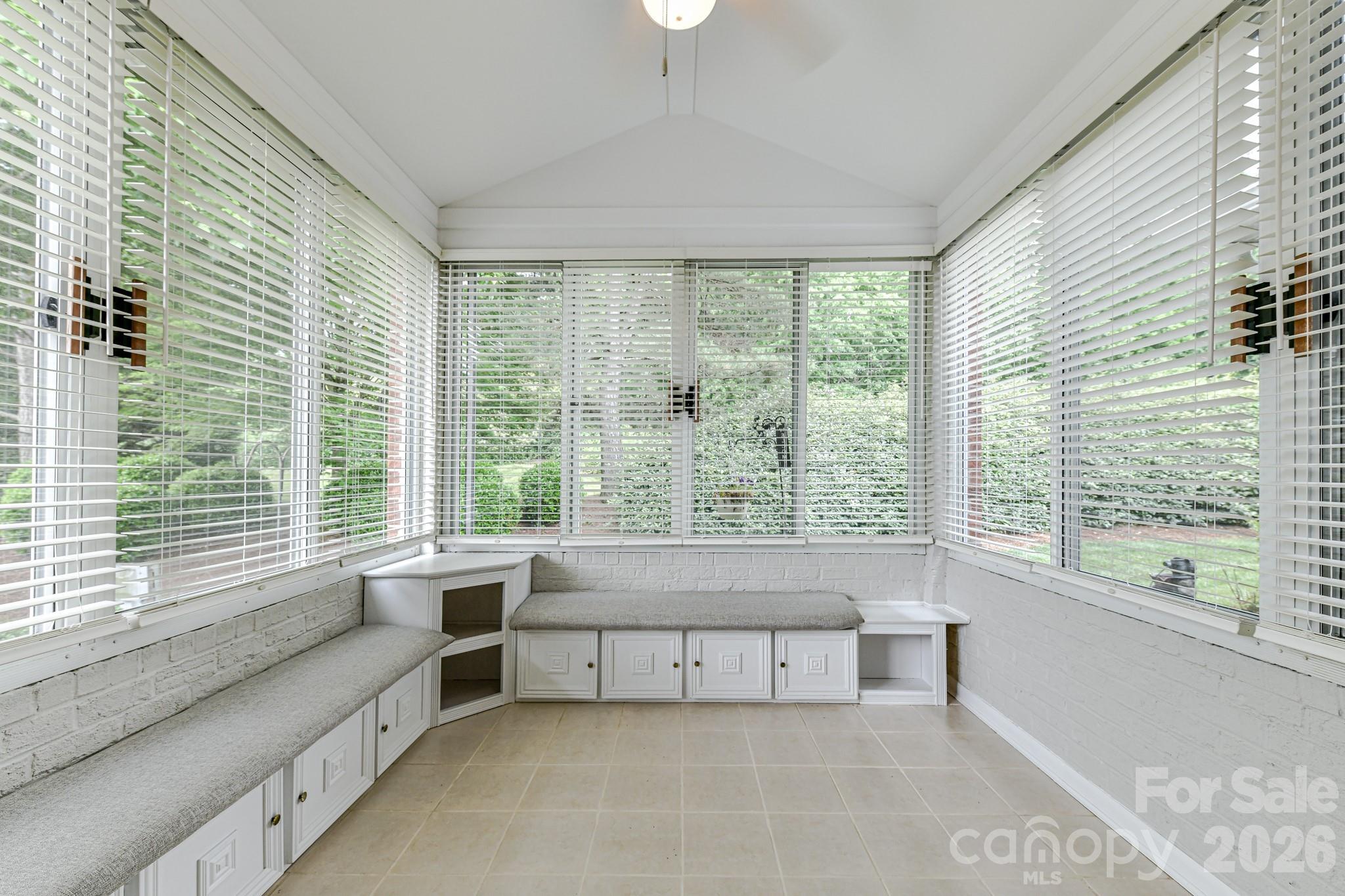 8629 Windsor Ridge Drive Charlotte, NC 28277 - Photo 4 of 28