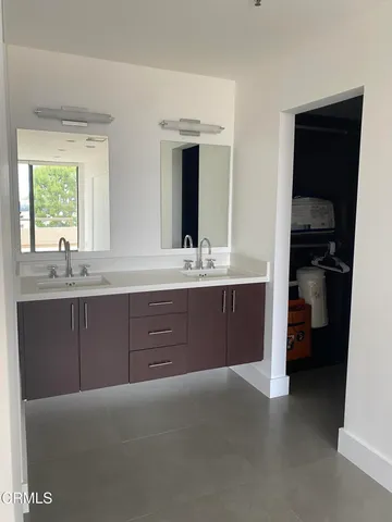 $4,300 | 121 South Hope Street, Unit 408, Los Angeles, CA 90012