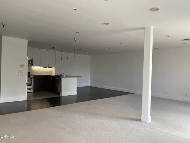 $4,300 | 121 South Hope Street, Unit 408, Los Angeles, CA 90012