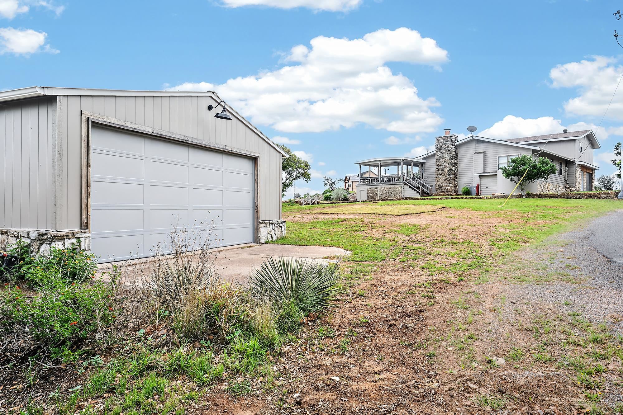 410 Lakewood Road Burnet, TX 78611 - Photo 17 of 33
