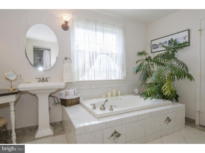 507 Maddock Road Springfield, PA 19064 - Photo 12 of 25