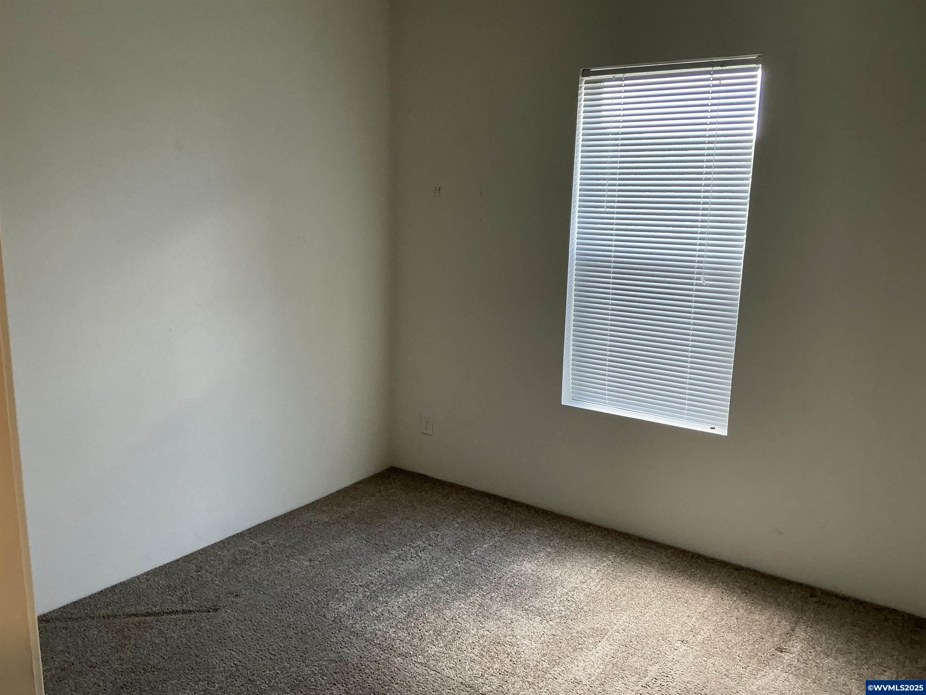 5422 Portland Road Northeast, Unit 139 Salem, OR 97305 - Photo 18 of 26 Gallery Image 18