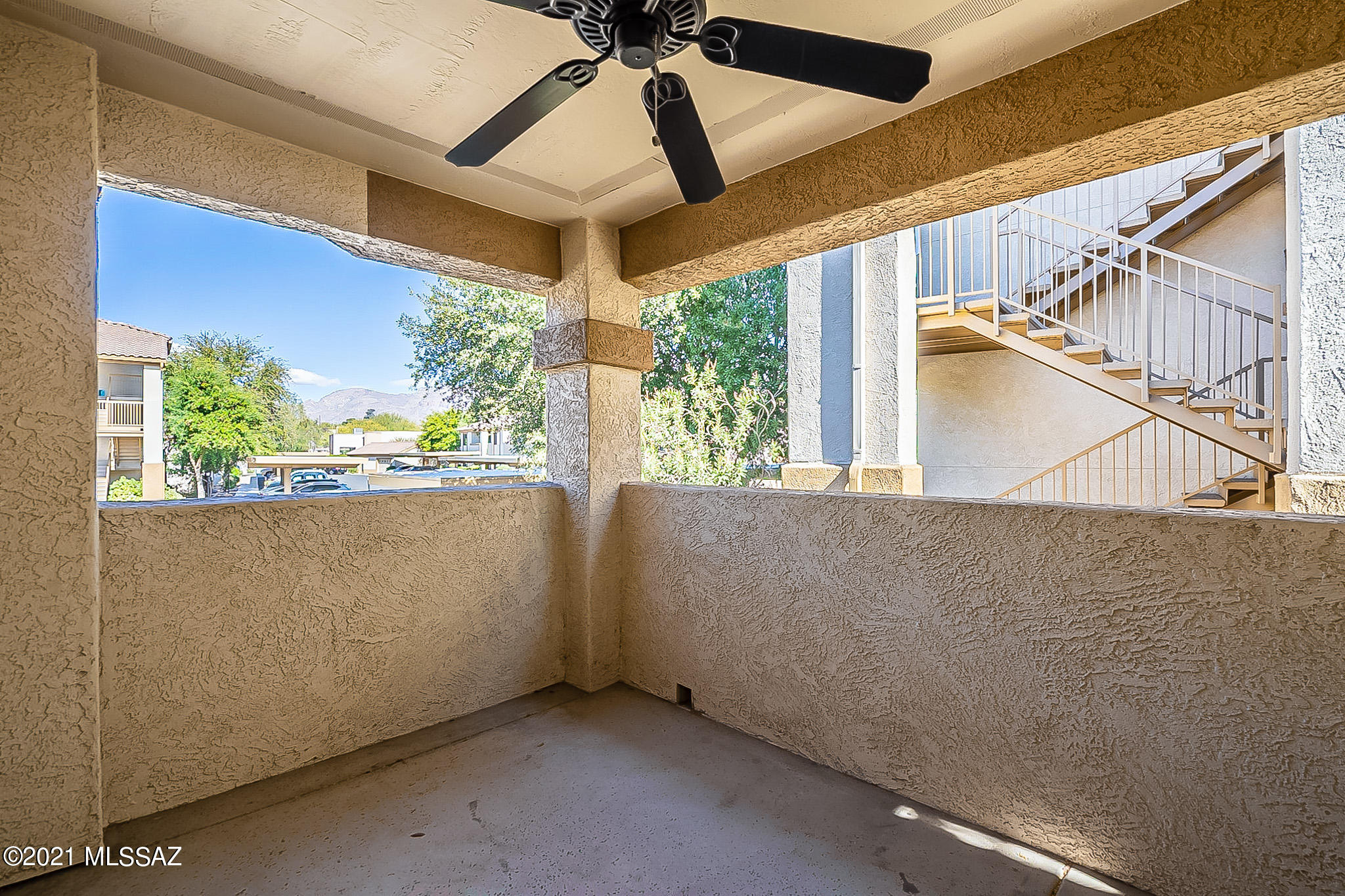 2550 East River Road, Unit 19102 Tucson, AZ 85718 - Photo 8 of 37